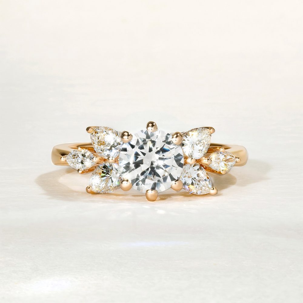 Bague de fiançailles modèle Charmante taille Brillant Maison Amantys