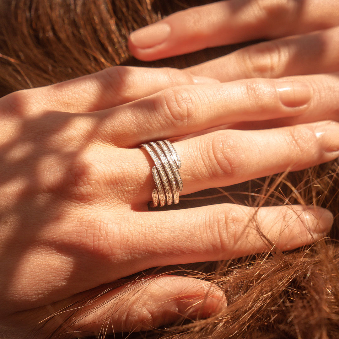 Bague en diamants de la Maison Amantys modèle Gracieuse